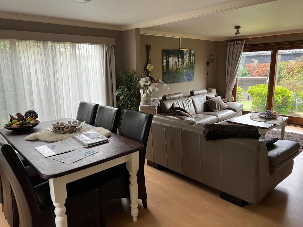 Veluwe Park Reewold Chalet Infinity Putten Eksteriør bilde
